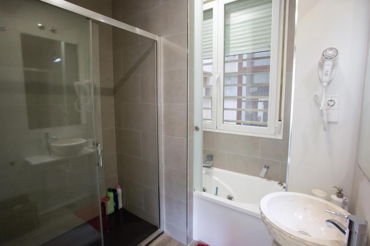 Windrose 8 Apartment Madrid Exterior photo